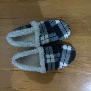Toms Slippers